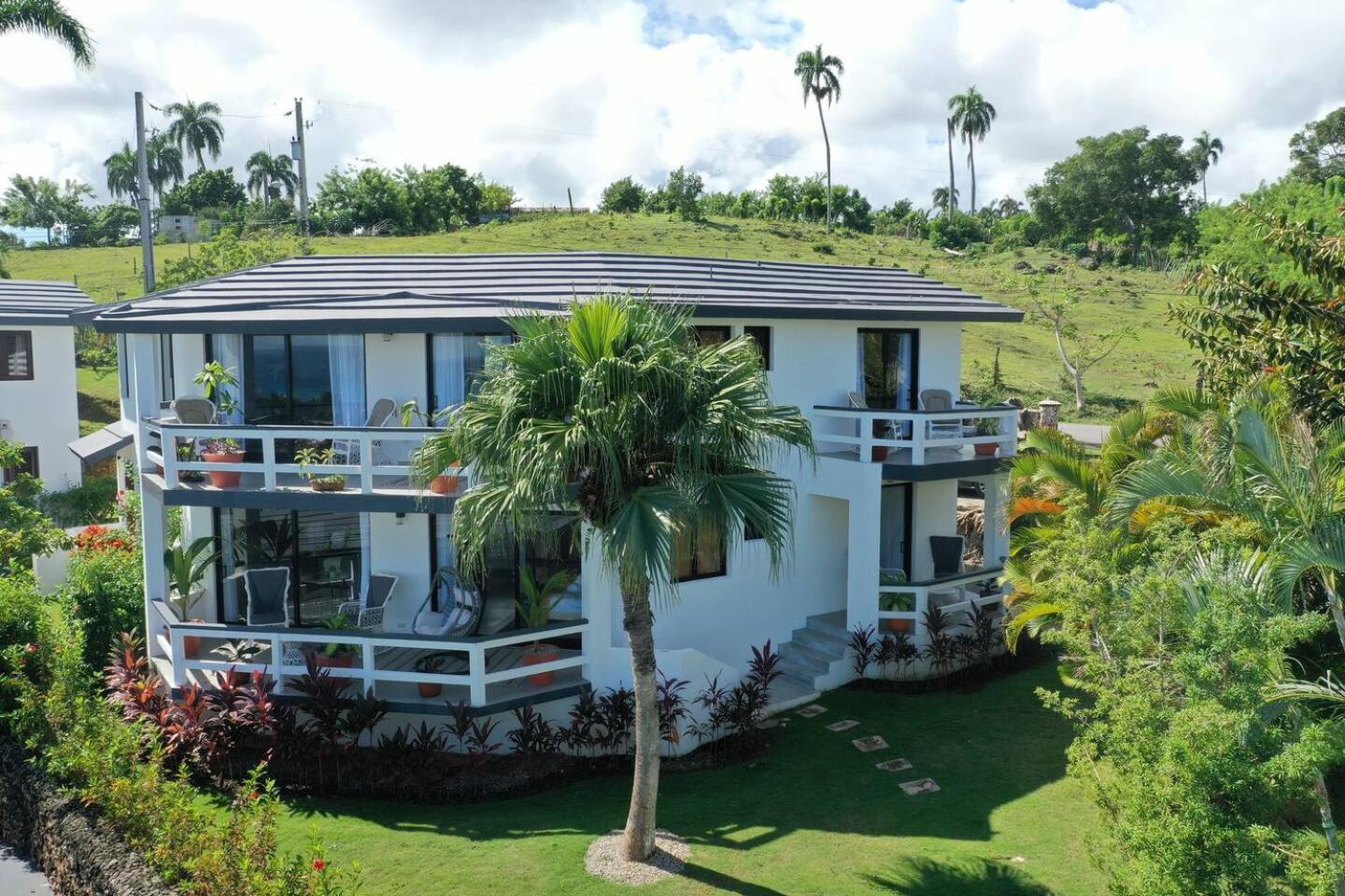 Catalina, Cabrera Oceanview Multi 2 Bd 2 Bath Condo Units With Balcony And Pool Exteriér fotografie