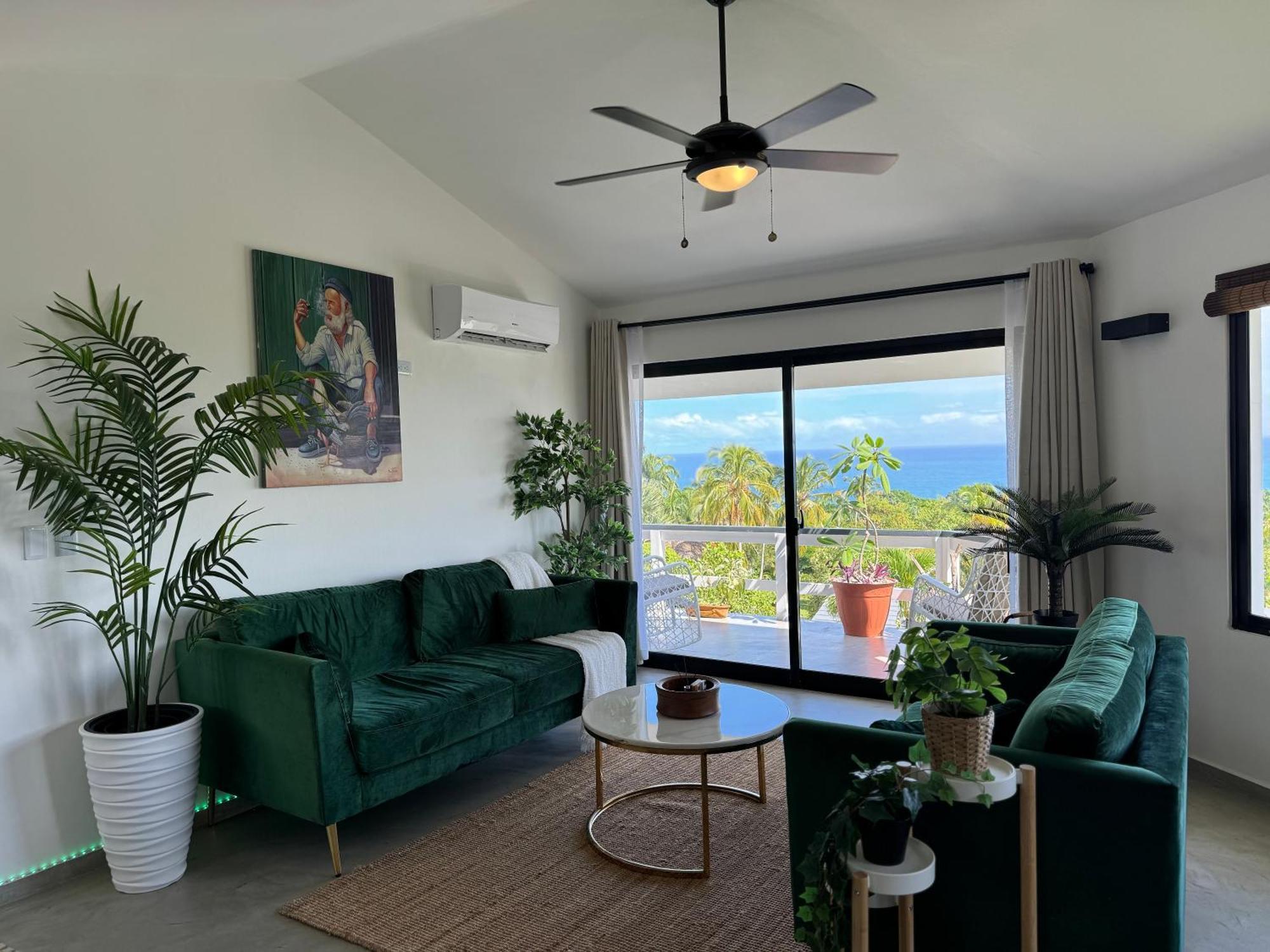 Catalina, Cabrera Oceanview Multi 2 Bd 2 Bath Condo Units With Balcony And Pool Exteriér fotografie