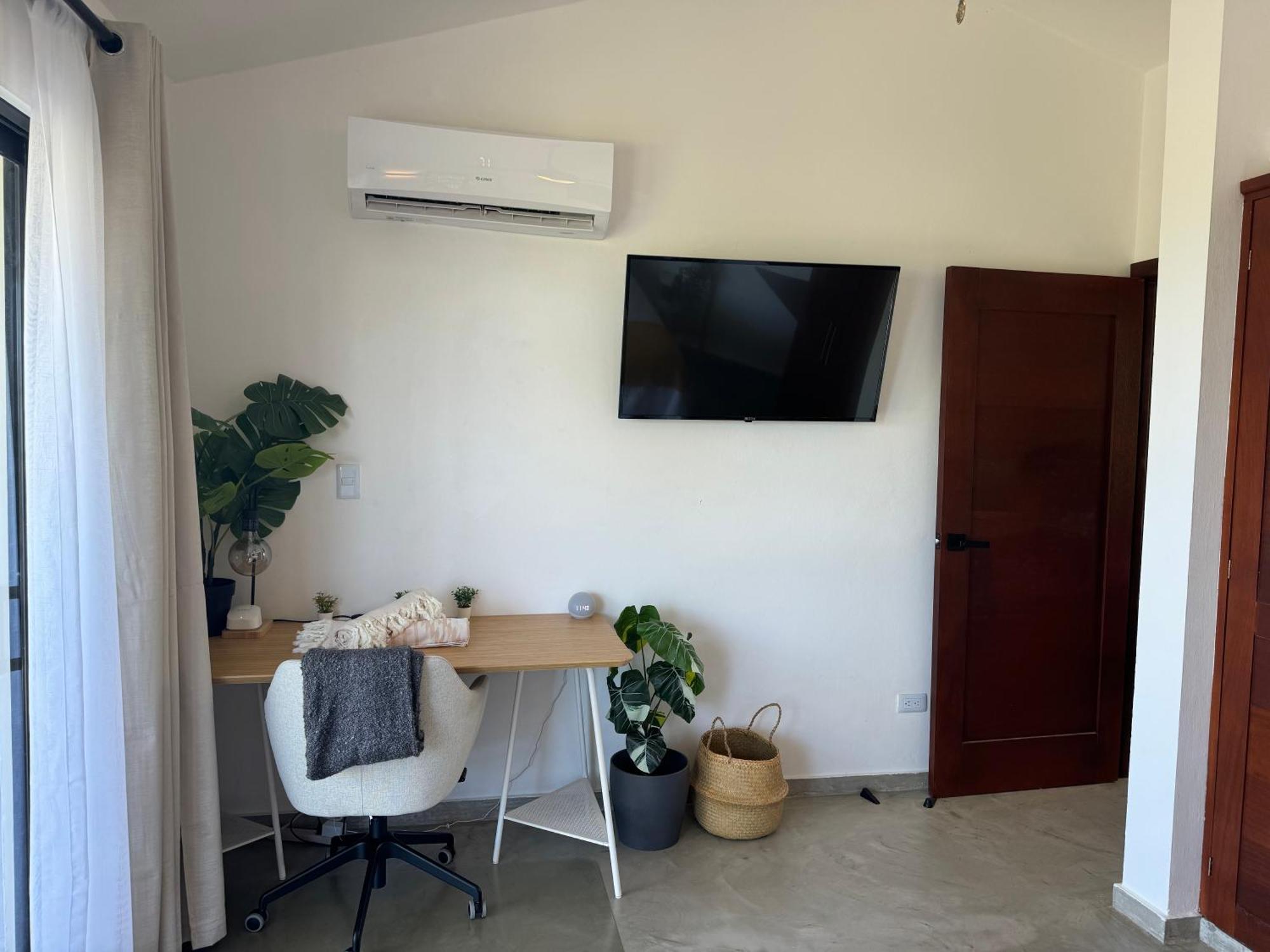 Catalina, Cabrera Oceanview Multi 2 Bd 2 Bath Condo Units With Balcony And Pool Exteriér fotografie