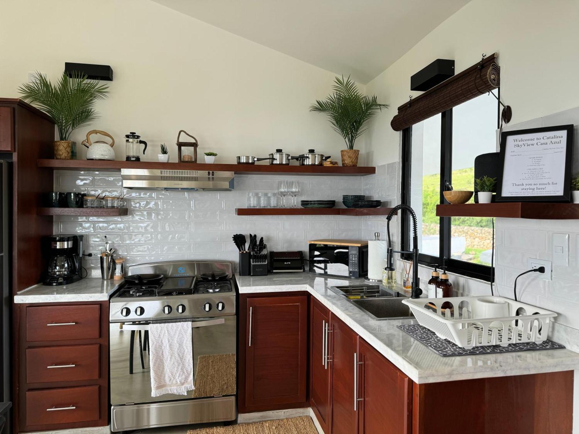 Catalina, Cabrera Oceanview Multi 2 Bd 2 Bath Condo Units With Balcony And Pool Exteriér fotografie