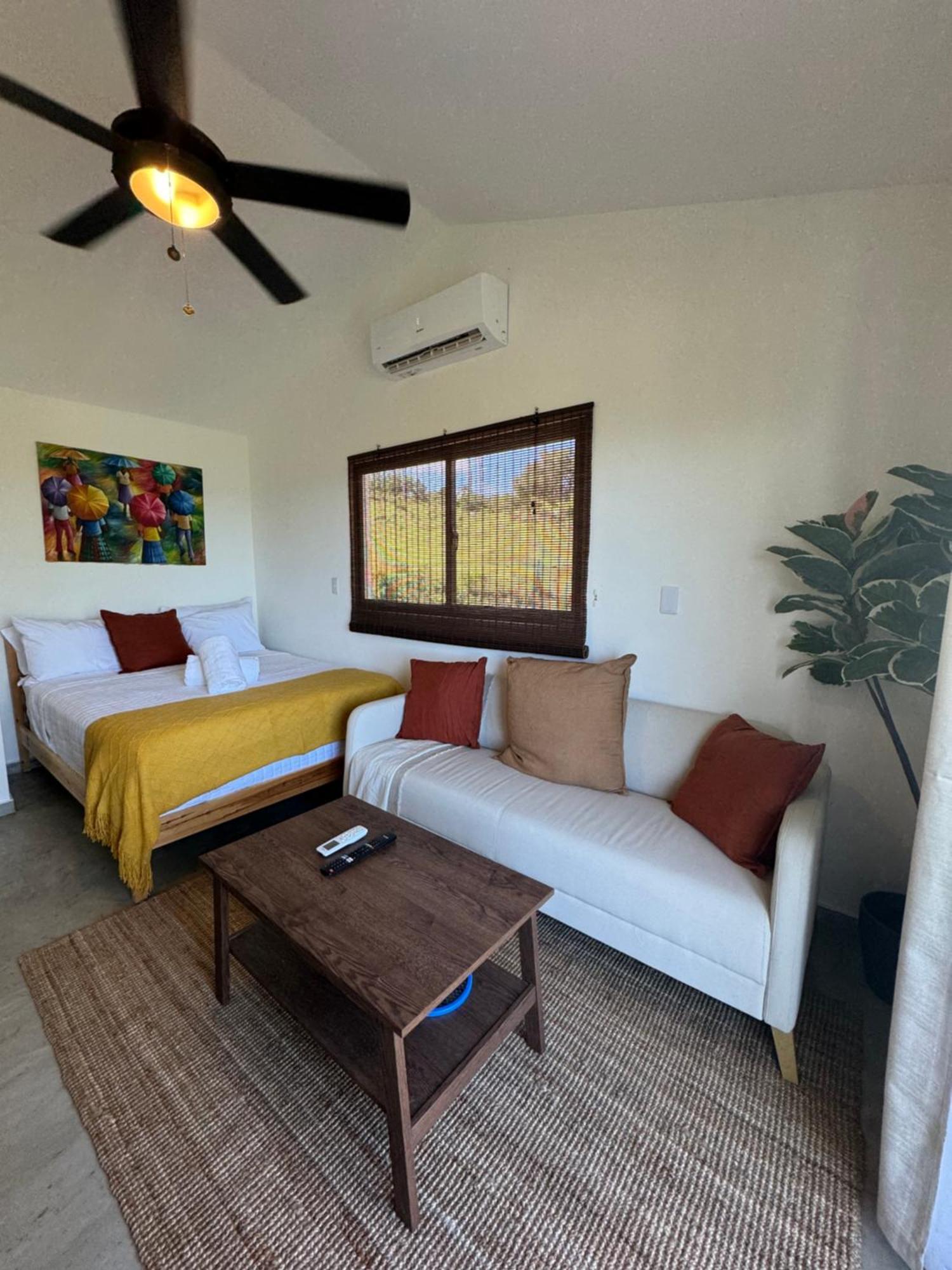 Catalina, Cabrera Oceanview Multi 2 Bd 2 Bath Condo Units With Balcony And Pool Exteriér fotografie